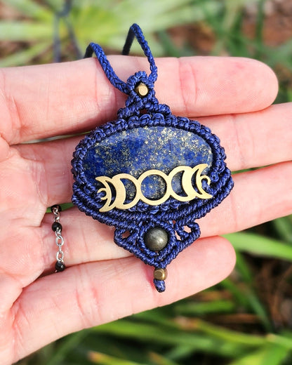 Lapis Lazuli Macrame Necklace