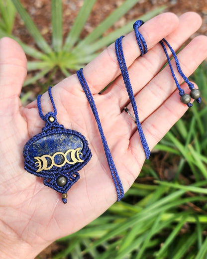 Lapis Lazuli Macrame Necklace