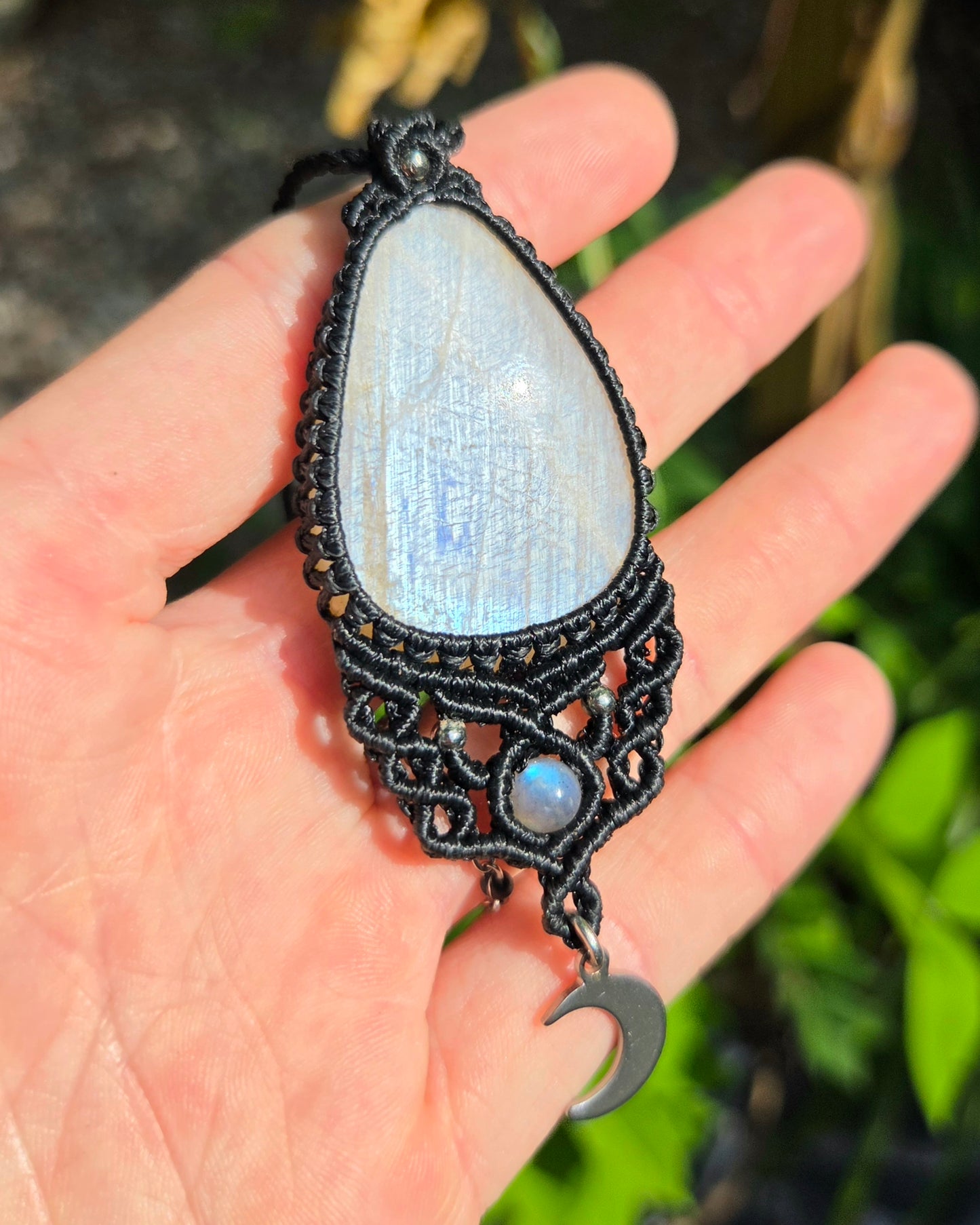 High Quality Rainbow Moonstone Macrame Necklace