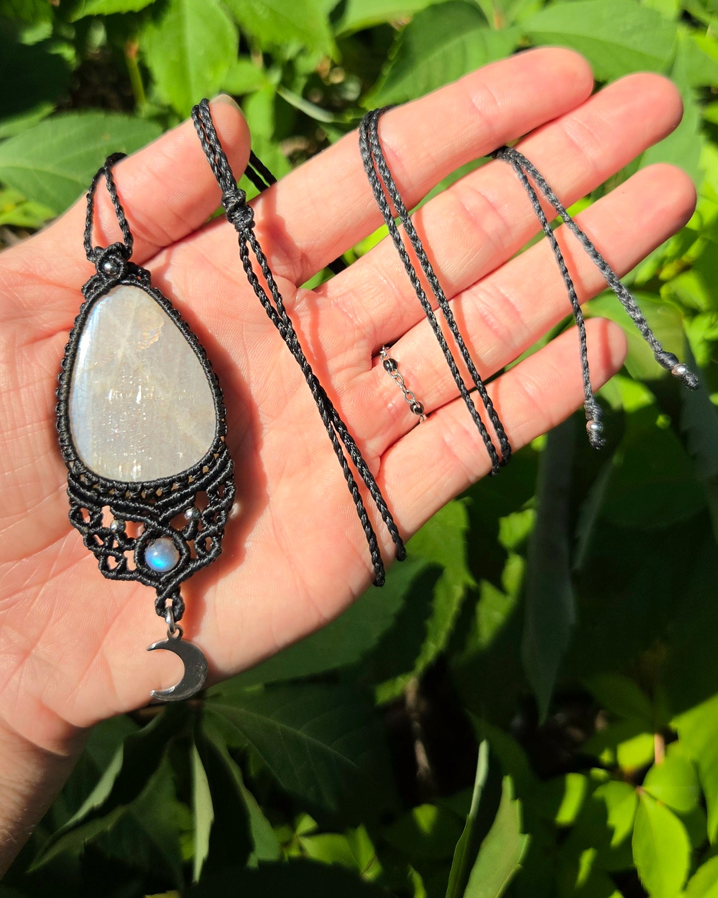 High Quality Rainbow Moonstone Macrame Necklace