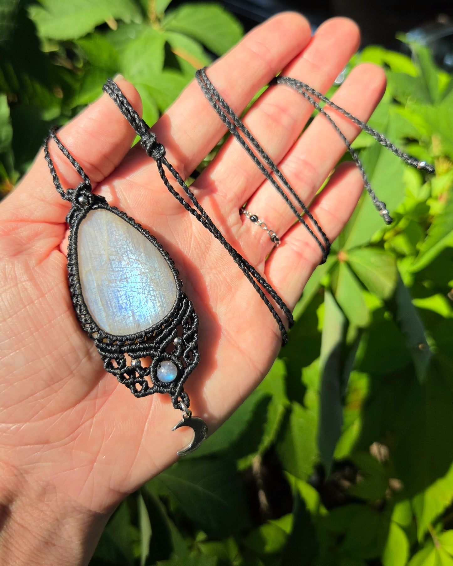 High Quality Rainbow Moonstone Macrame Necklace