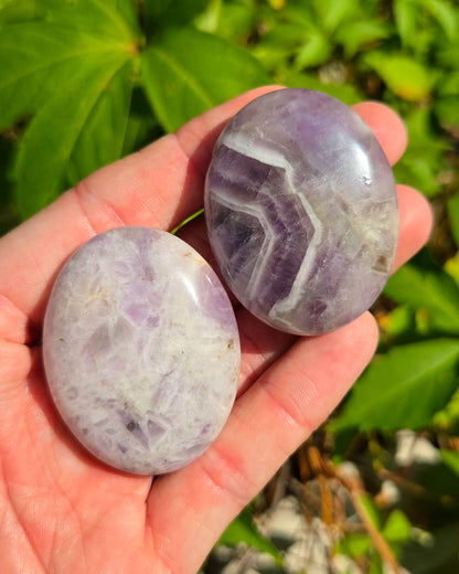 Chevron aka Dream Amethyst Palm Stones