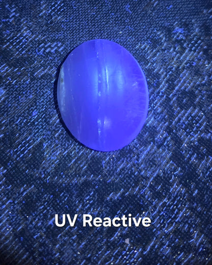 Yttrium aka Lavender Fluorite Palm Stone