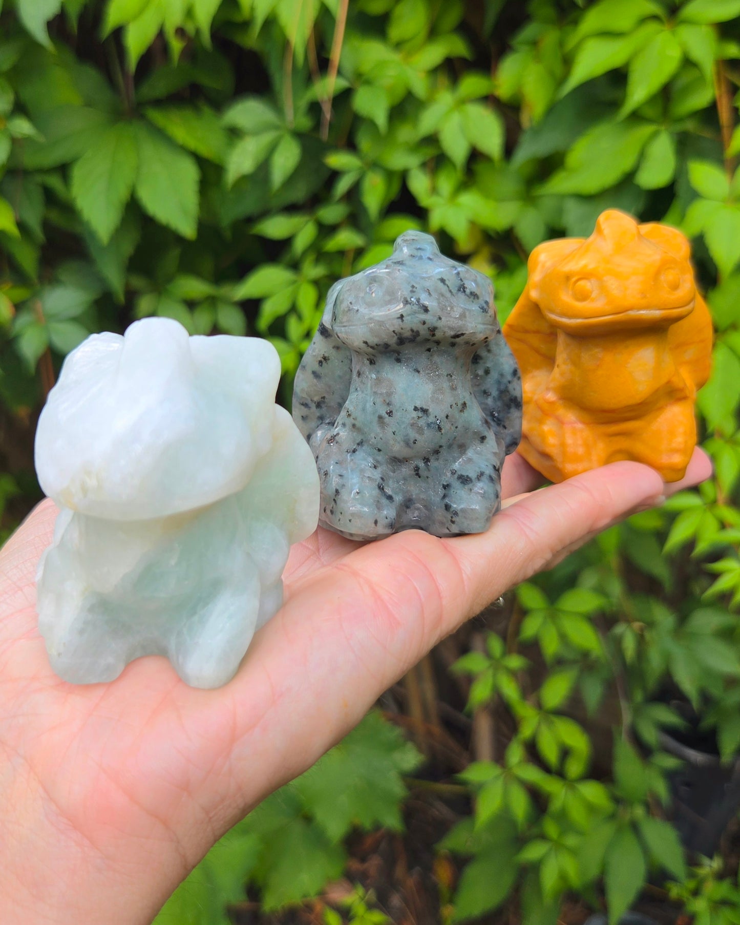 Dragons (Fluorite, Kiwi Jasper, Mookaite Jasper, Orange Calcite, or Serpentine in Pink Aventurine)
