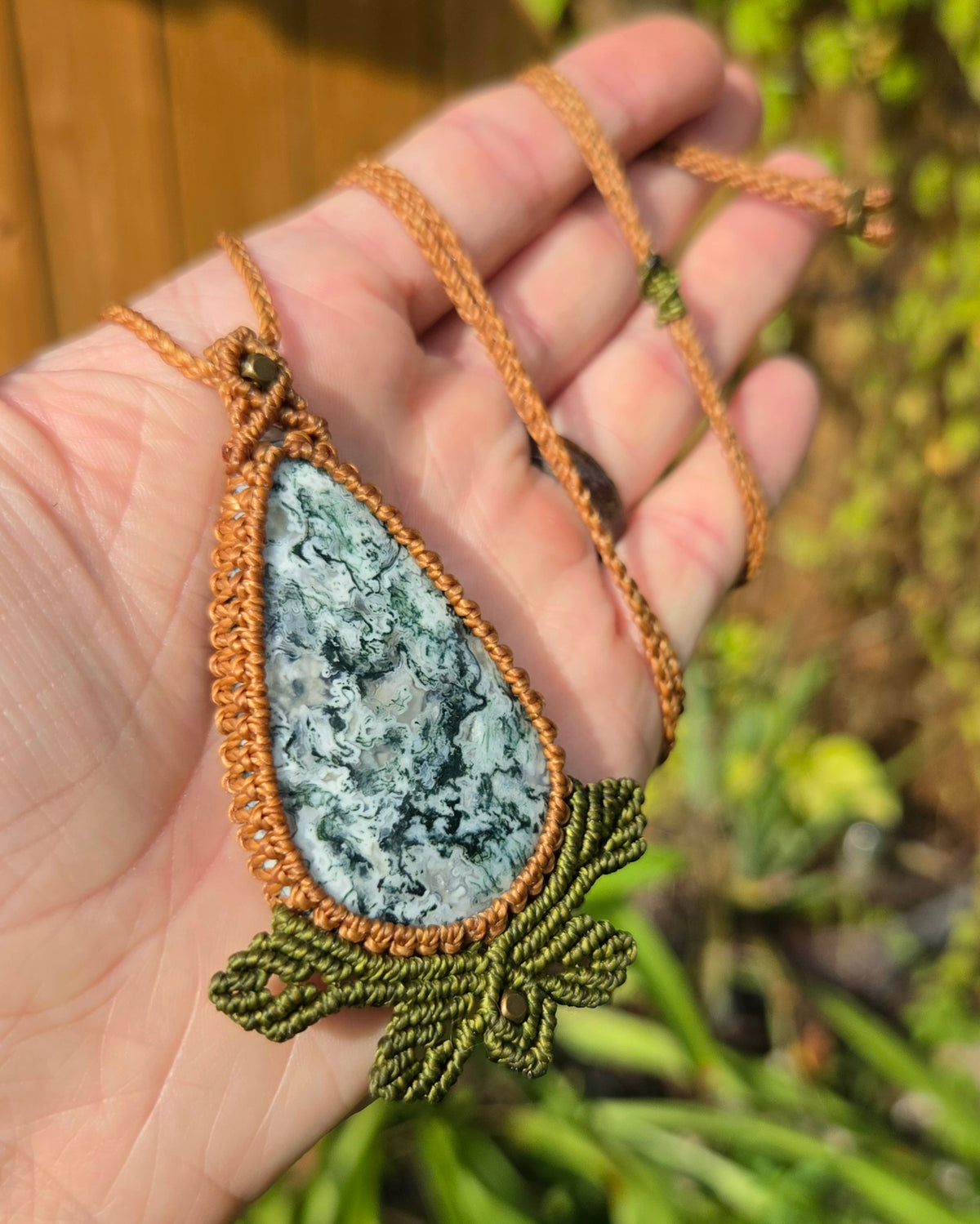 Moss Agate Macrame Necklace with Decorative Leaves
