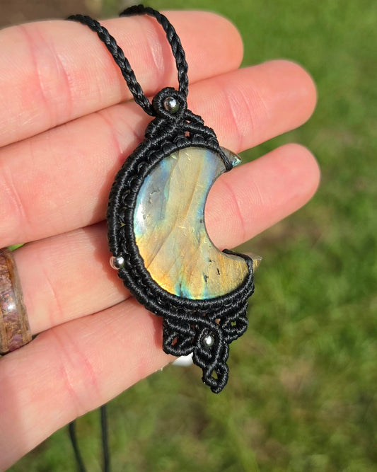 Labradorite Moon Macrame Necklace