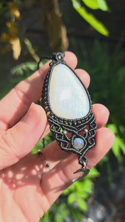 High Quality Rainbow Moonstone Macrame Necklace