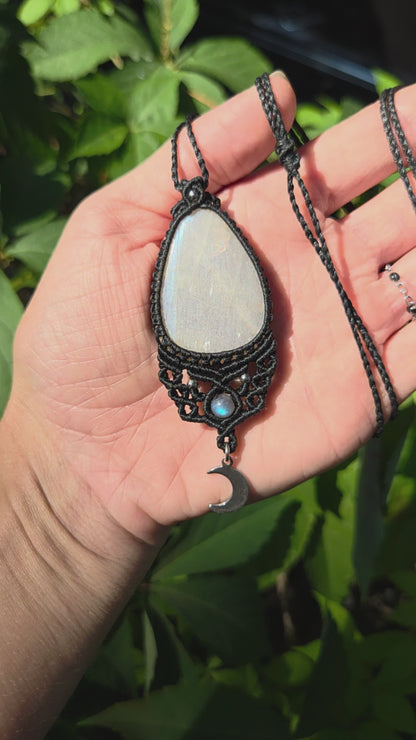 High Quality Rainbow Moonstone Macrame Necklace