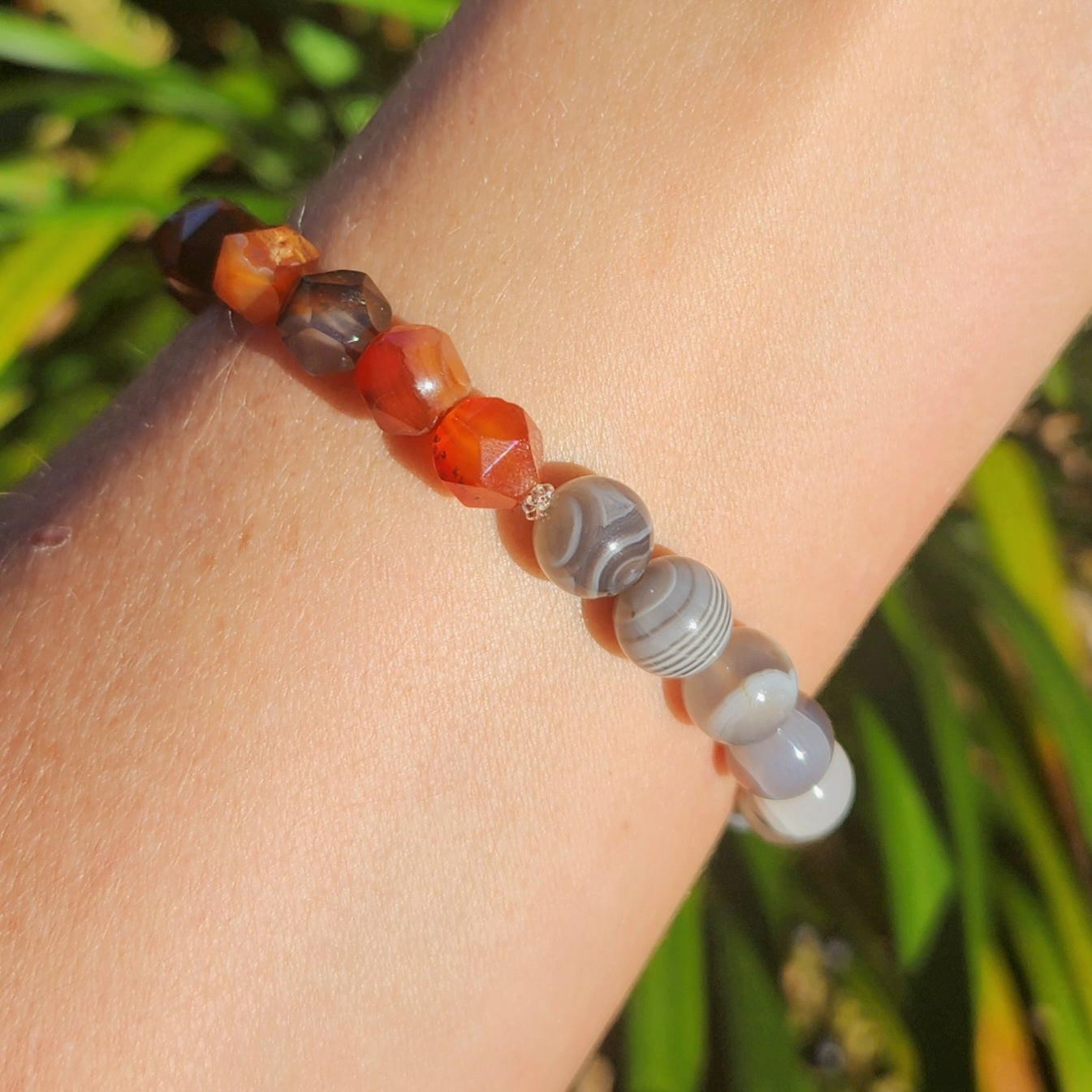 Botswana Agate & Faceted Carnelian Stretchy Bracelet