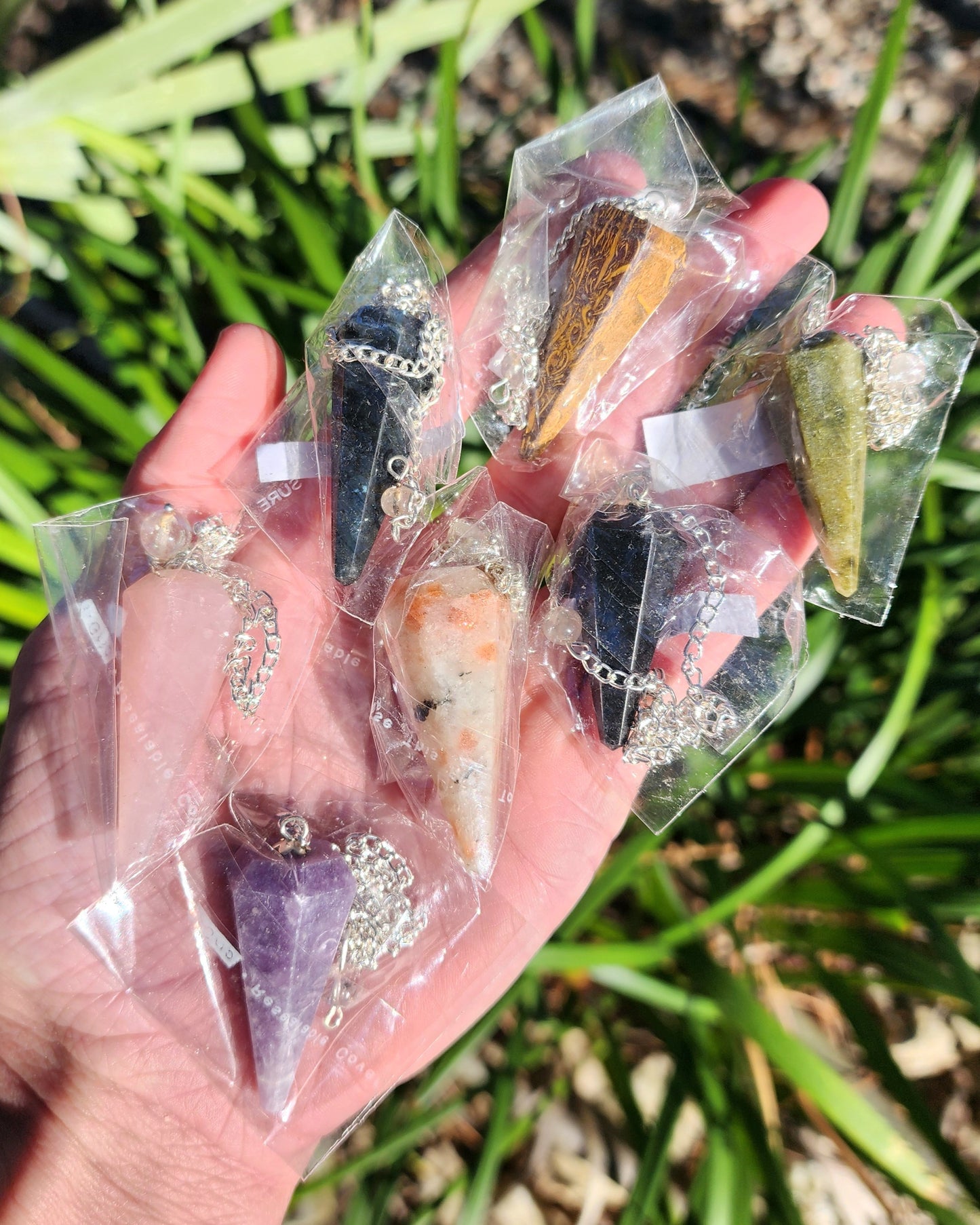 Intuitively Selected Crystal Pendulum