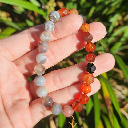 Botswana Agate & Faceted Carnelian Stretchy Bracelet