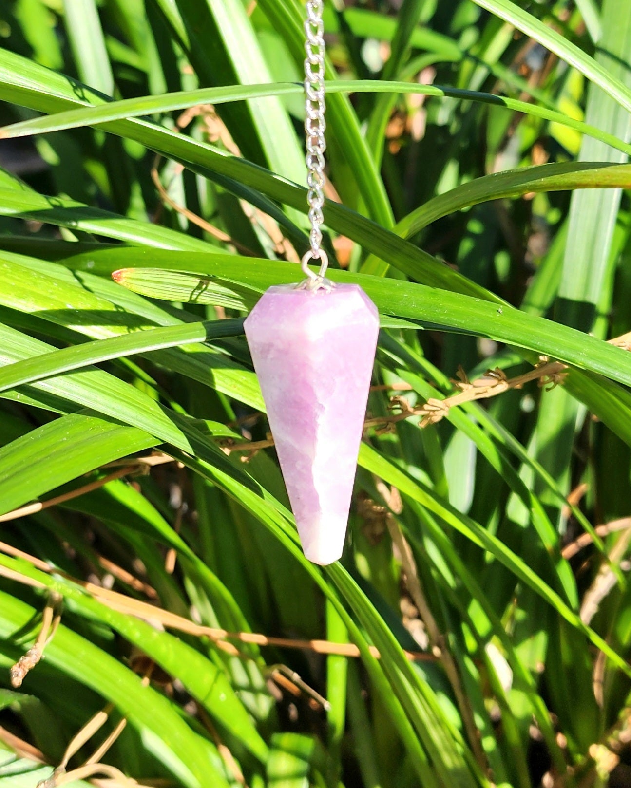 Intuitively Selected Crystal Pendulum