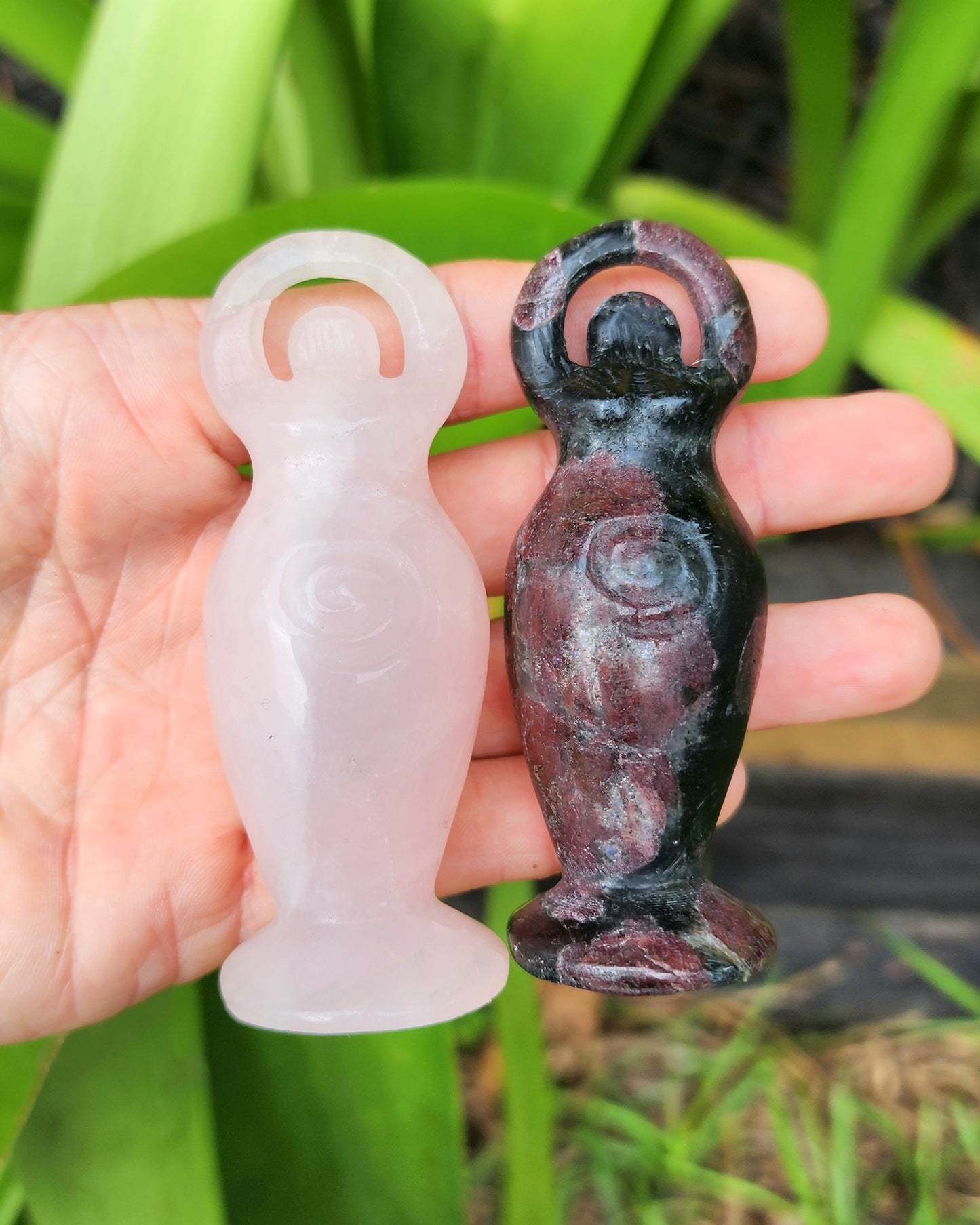 Goddess Carvings Rose Quartz or Garnet in Arfvedsonite