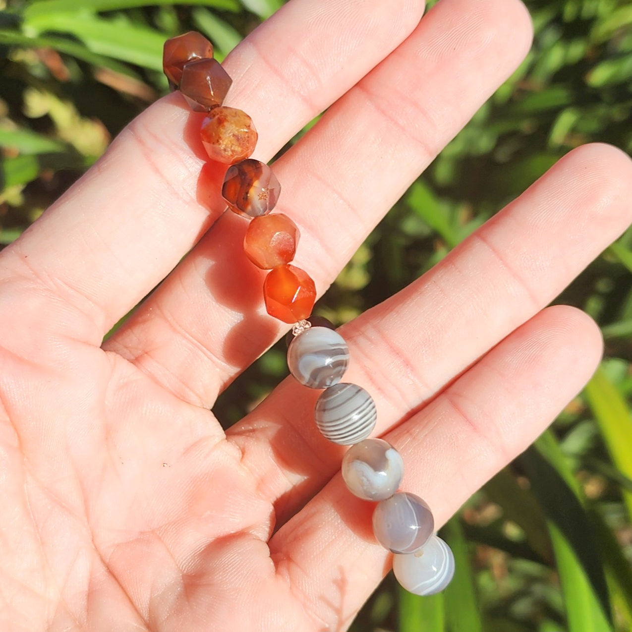 Botswana Agate & Faceted Carnelian Stretchy Bracelet